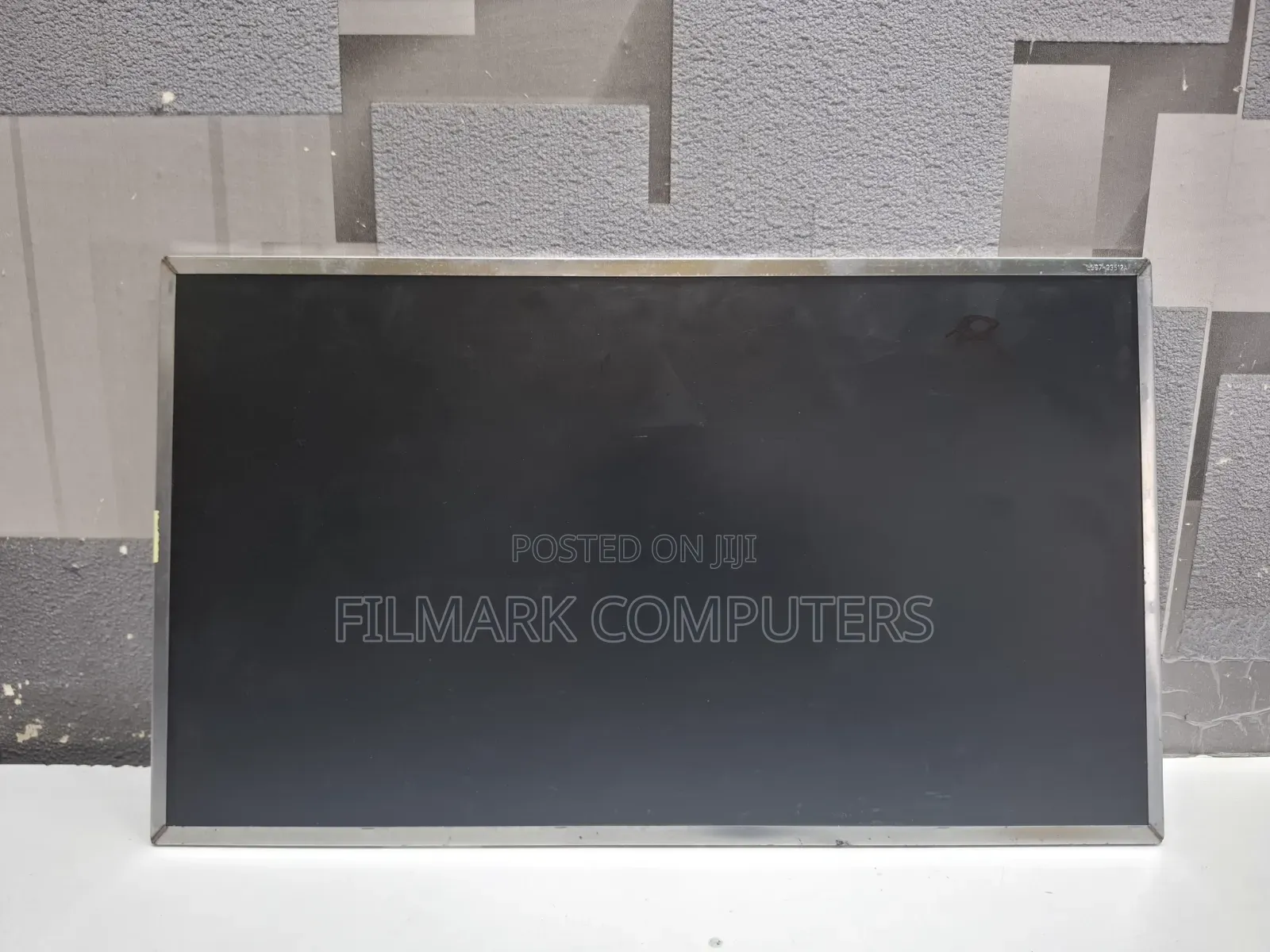 17.3" 40 Pin Hd+ (1600x900) LCD Screen Led Display Panel
