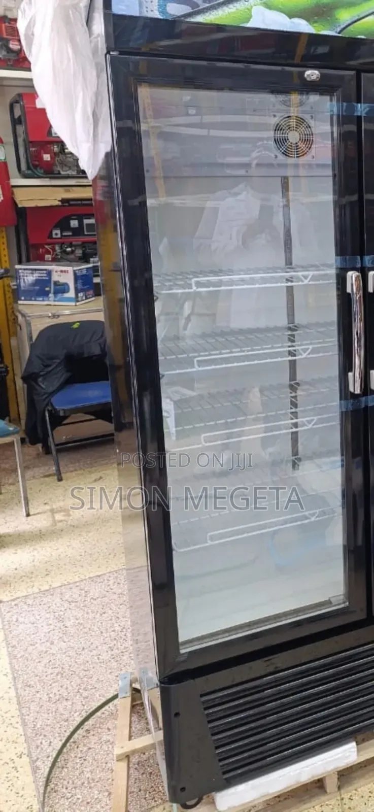 Premier Showcase Fridge 288 Liters