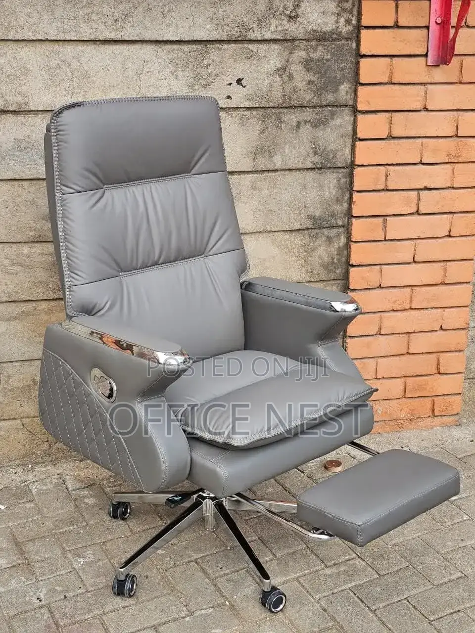 Boss Office Executive Chair