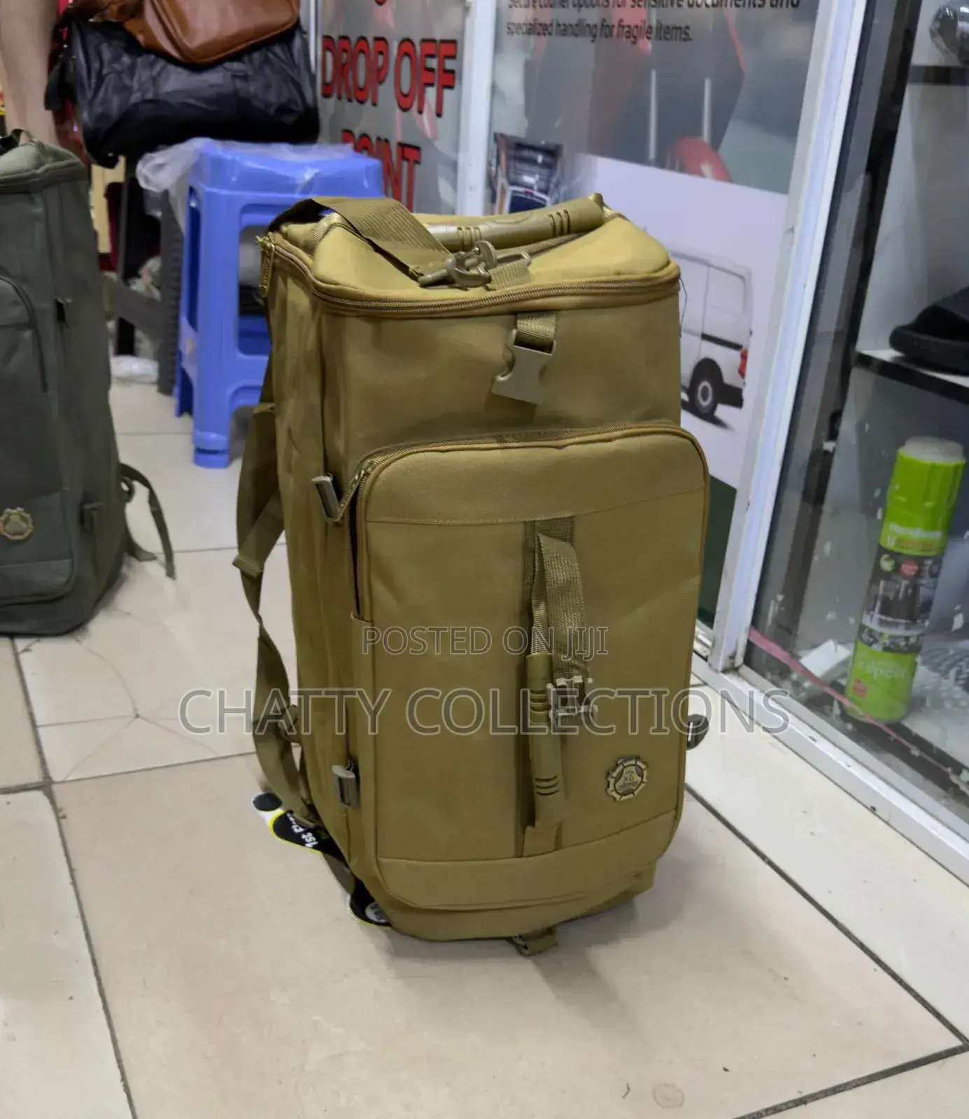 Unisex Khaki Waterproof Sports /Hiking/Gym Bag