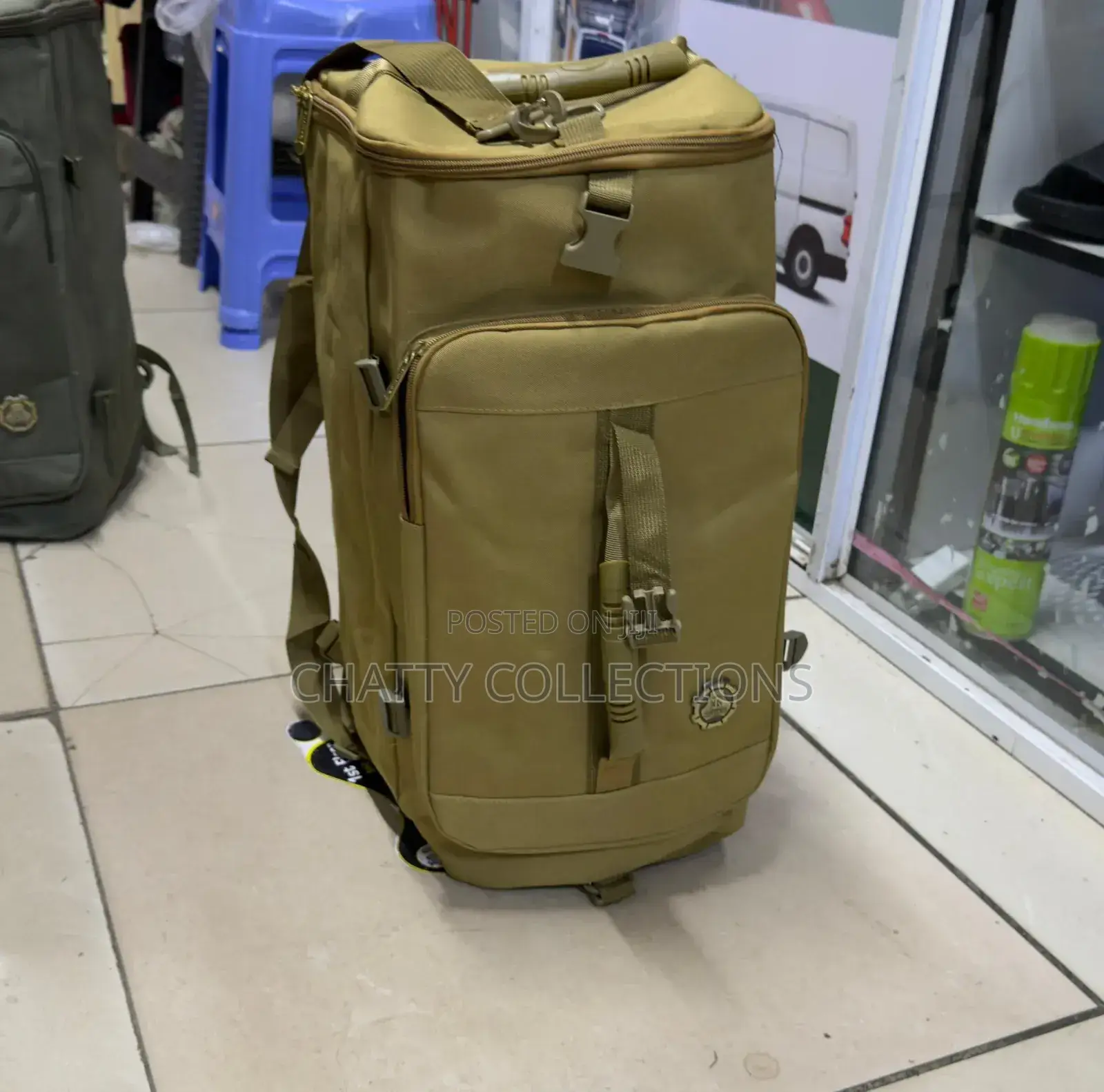 Unisex Khaki Waterproof Sports /Hiking/Gym Bag