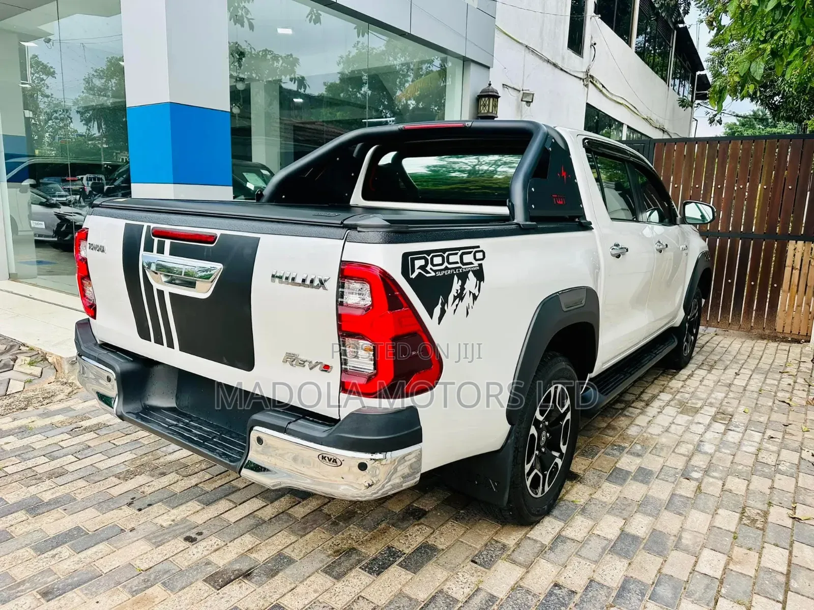Toyota Hilux Revo Double Cab Deisel 2.8 RWD 2022 White