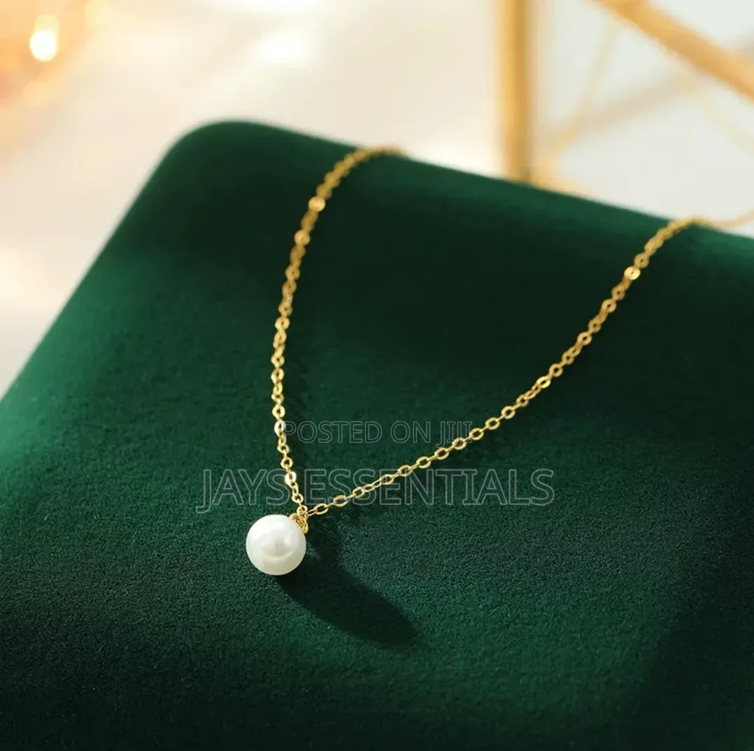 Must Have Gold Necklaces