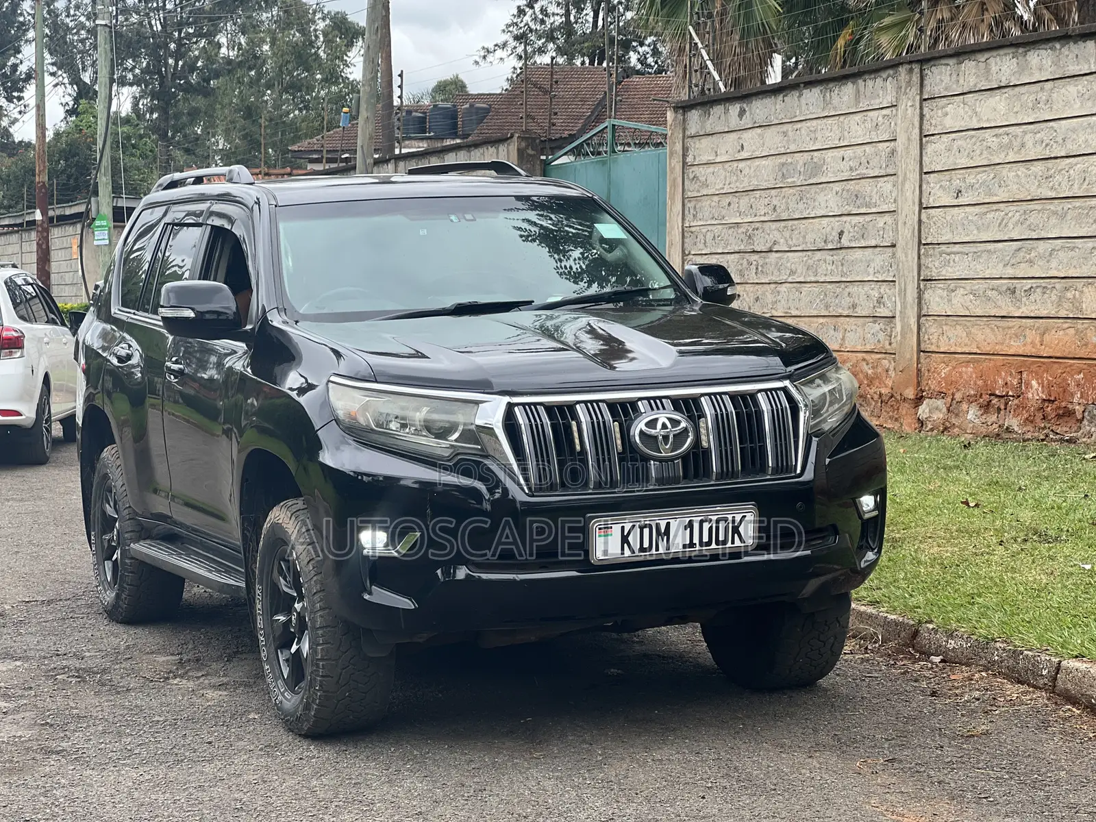 Toyota Land Cruiser Prado 2010 Black
