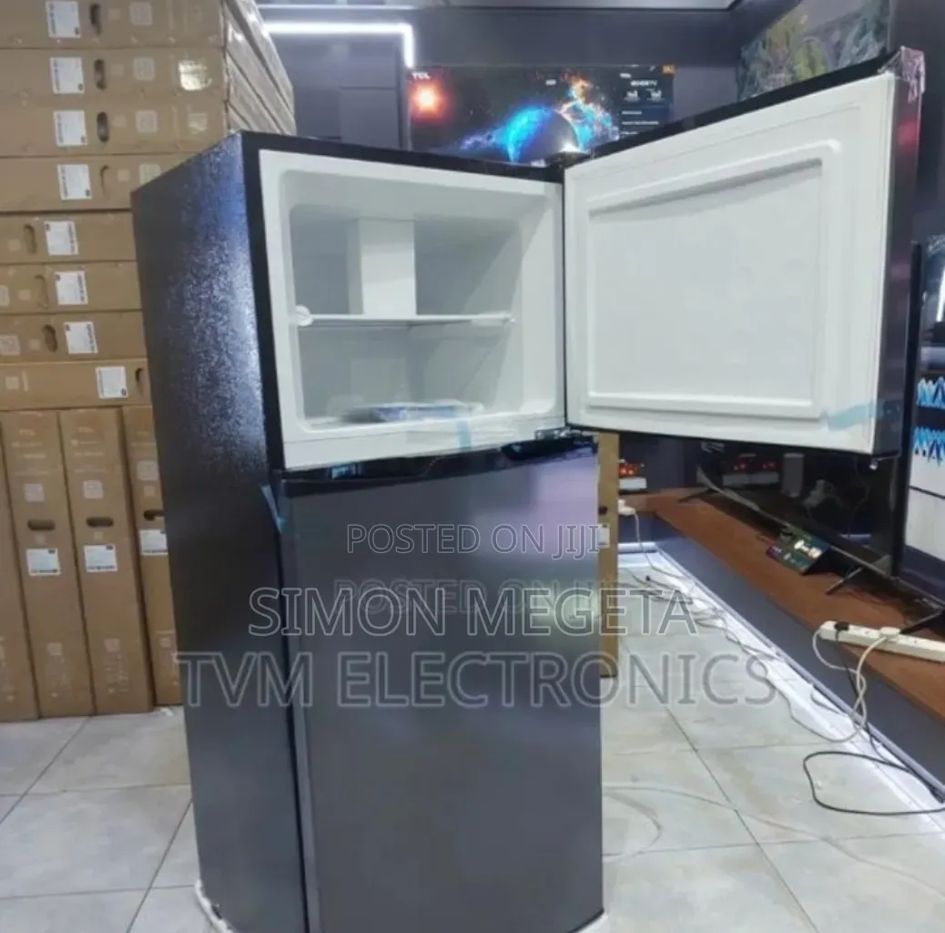 New Arrivals 175drhs Silver Von 175l Fridge