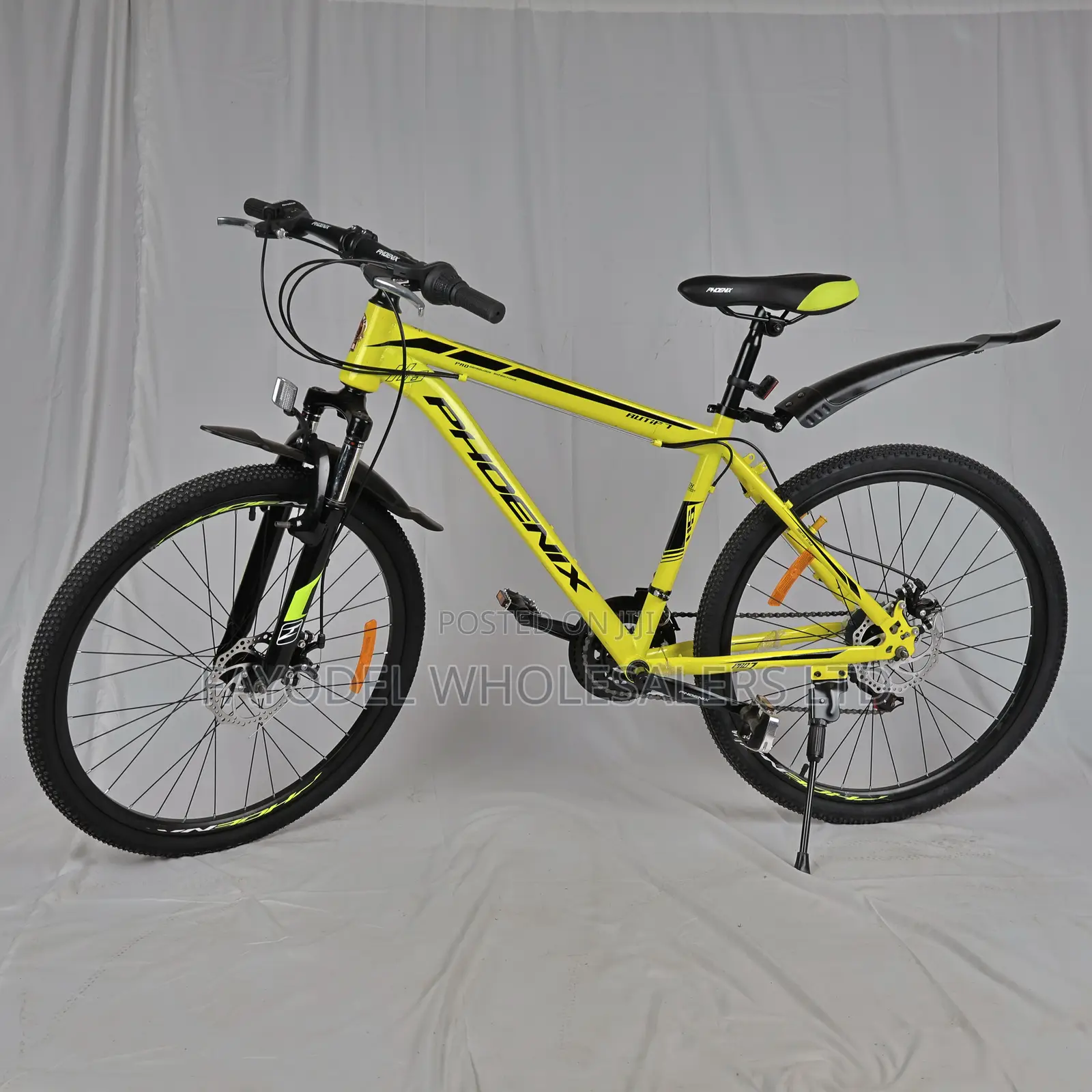 All-Terrain Performance Made Easy – 26” 21-Speed Bike