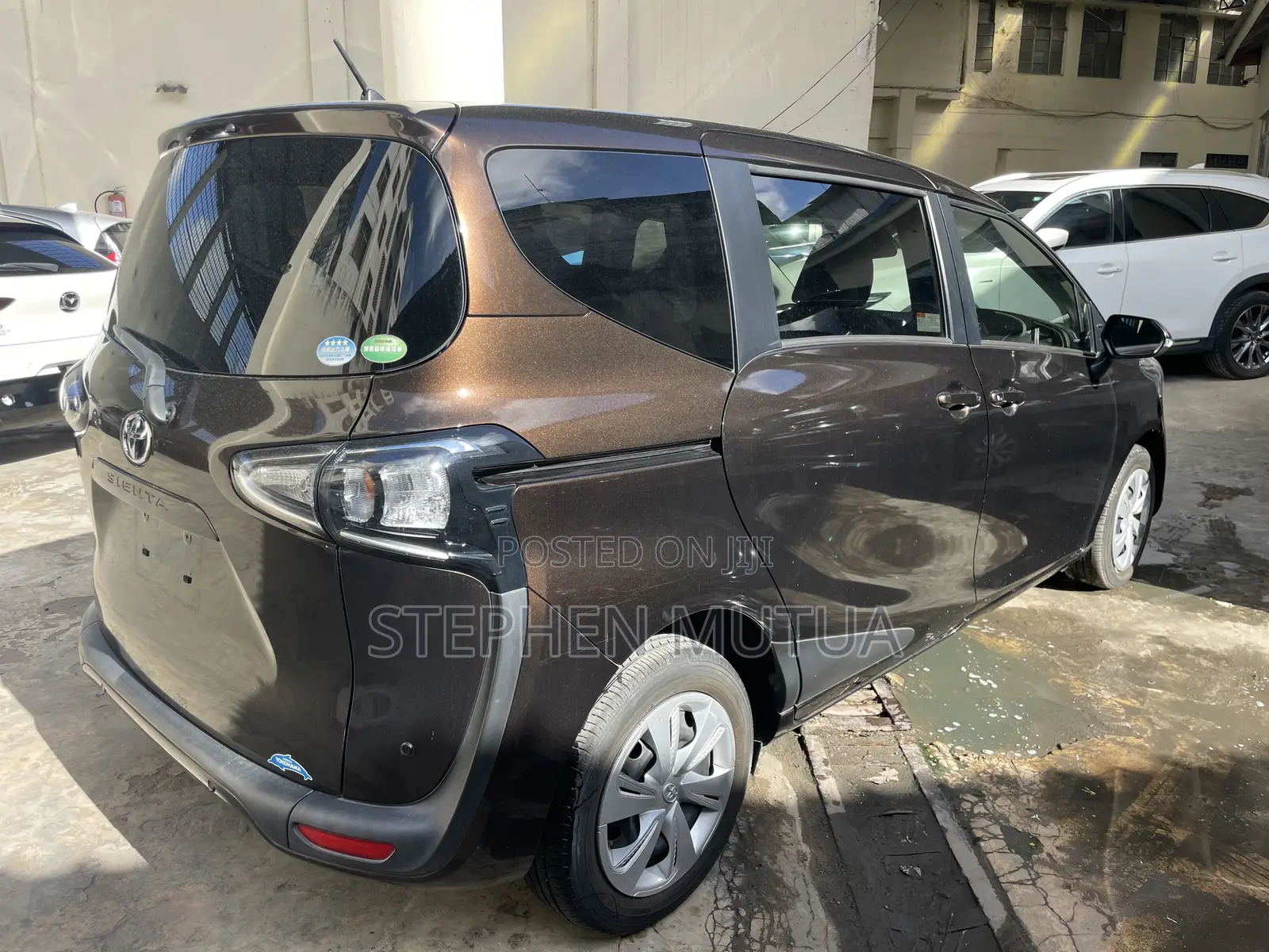 Toyota Sienta 1.5 FWD 2019 Brown