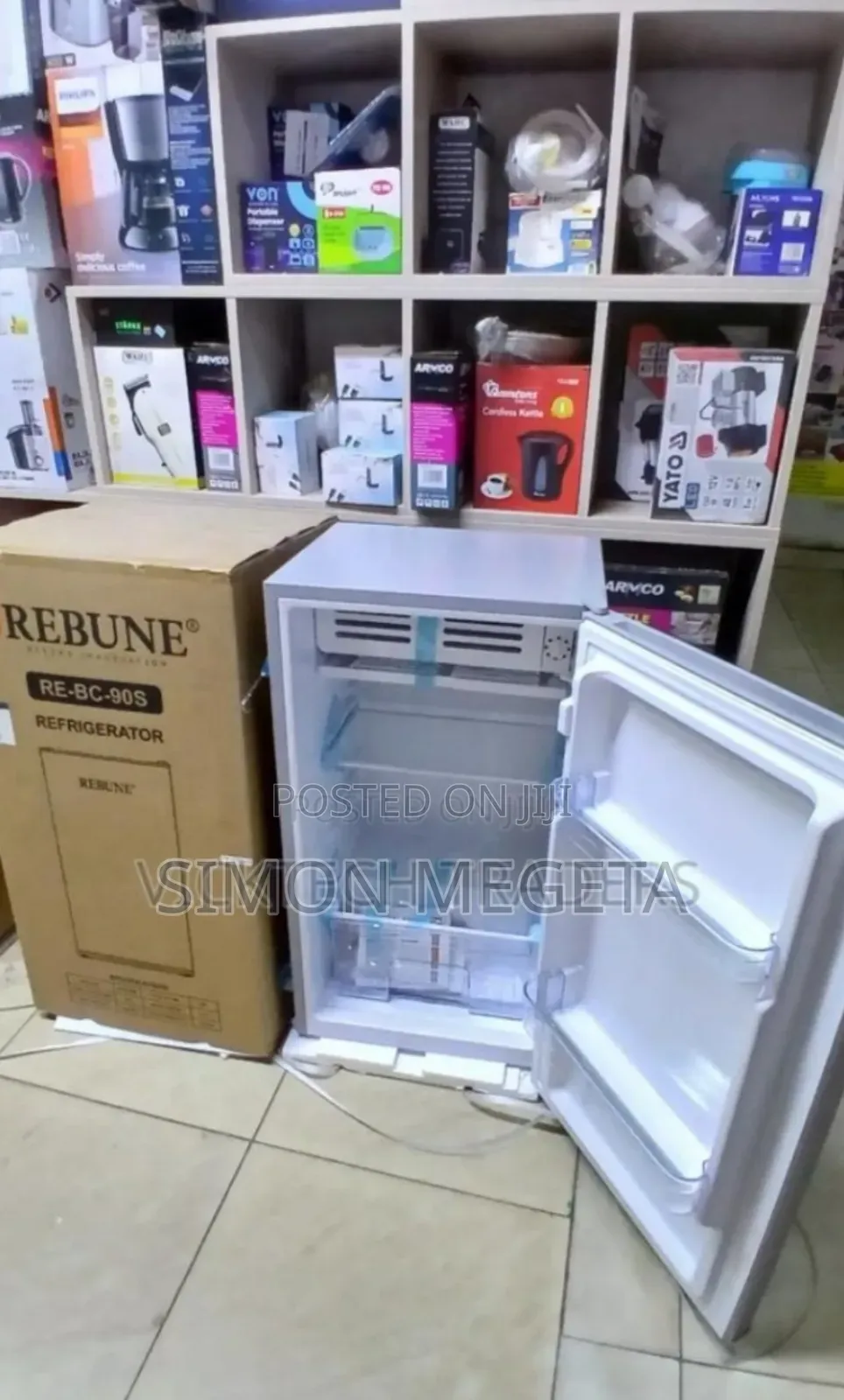 With Top Freezer Rebune 90l Fridge