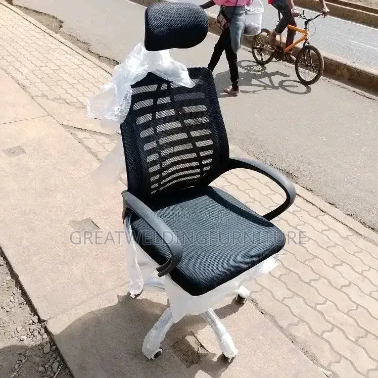 Adjustable Swivel Headrest Office Chairm