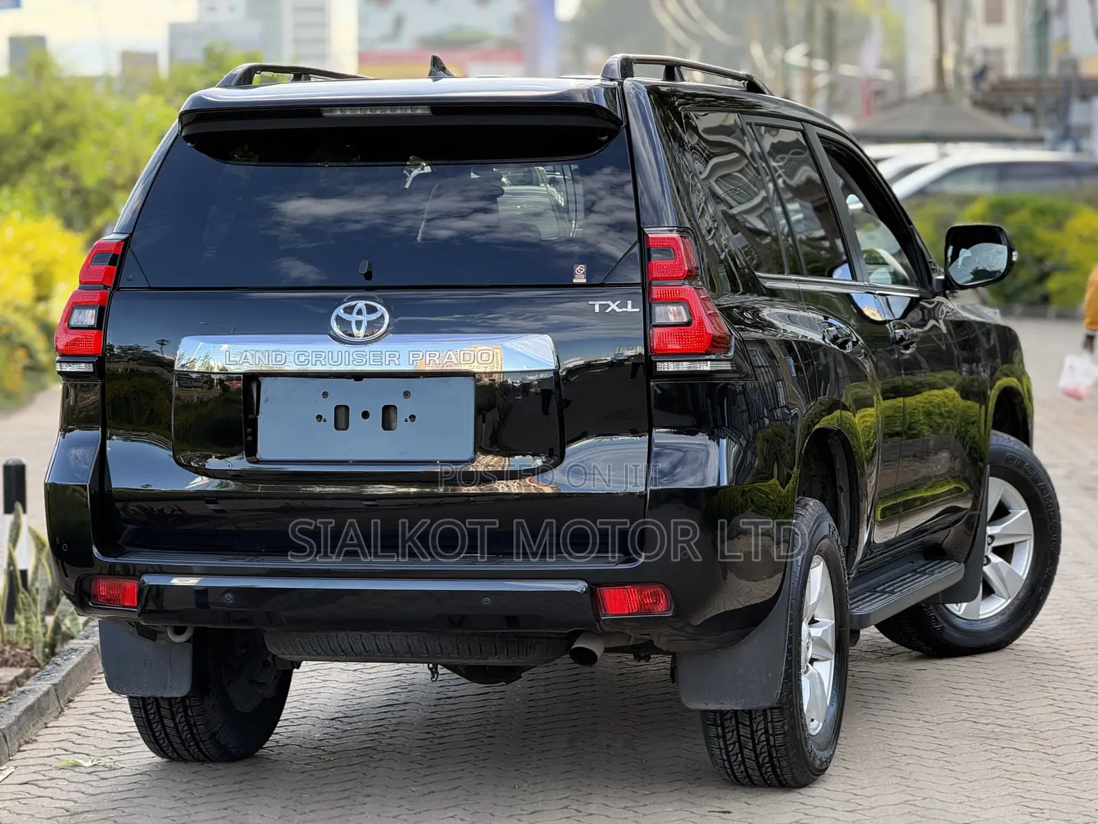 Toyota Land Cruiser Prado 2.7 2021 Black