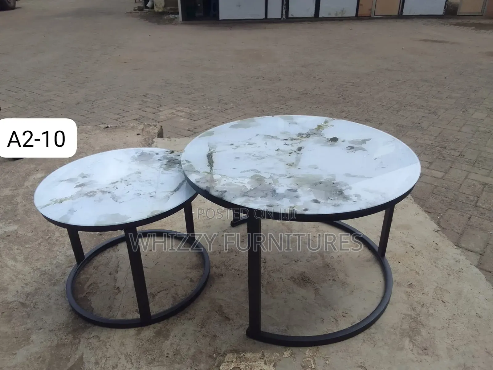 Coffee Table With Black Stands