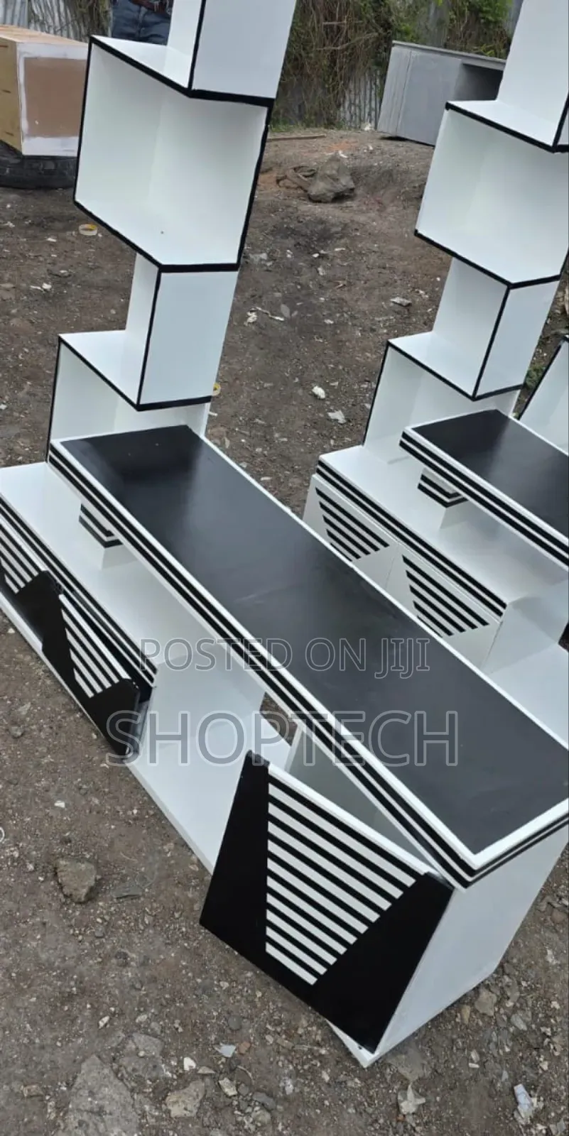 *Tv Stand With Led Lights and Inbuilt Decor Stand