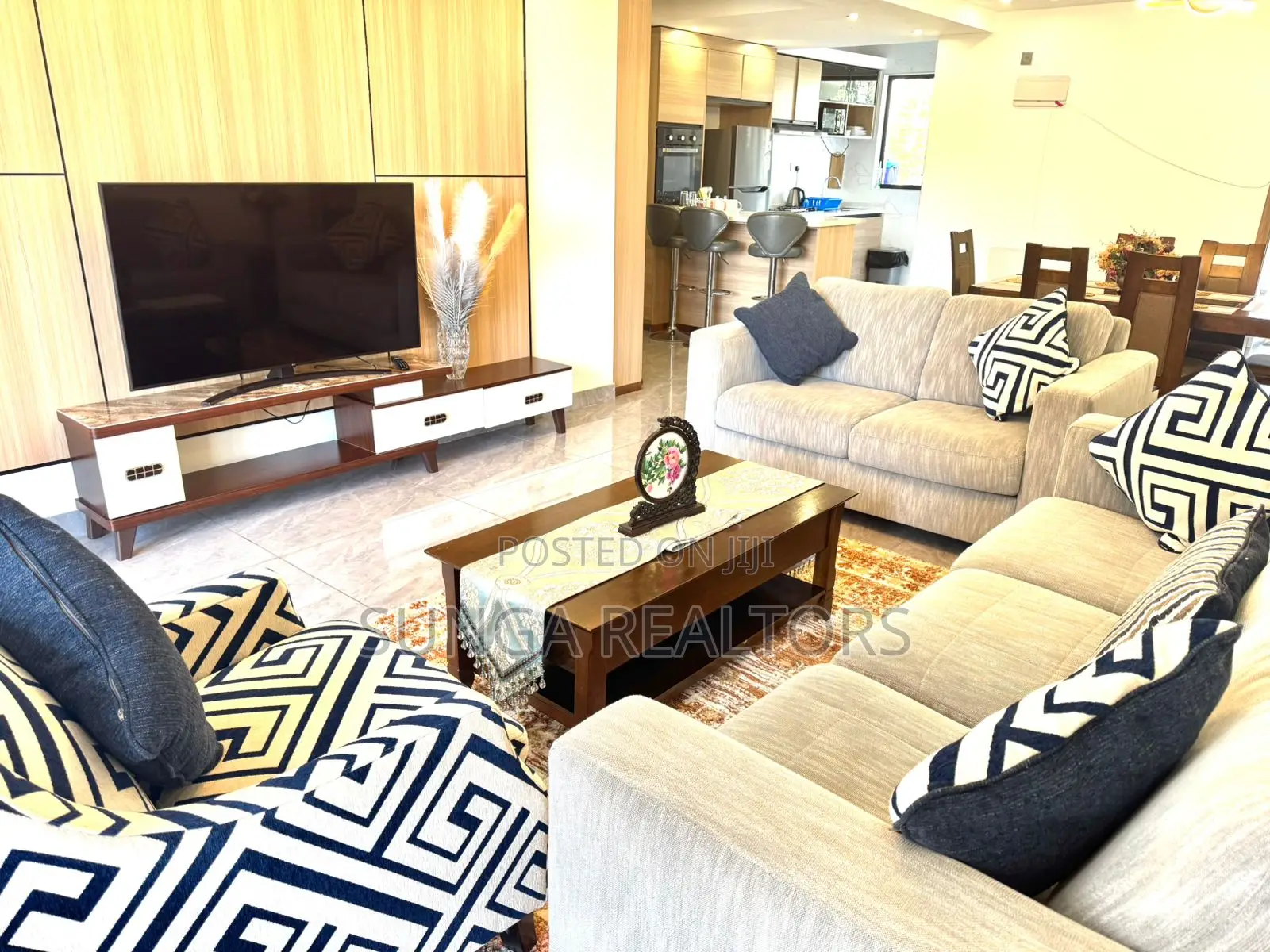 Furnished 3bdrm Apartment in Riverside Drive for rent