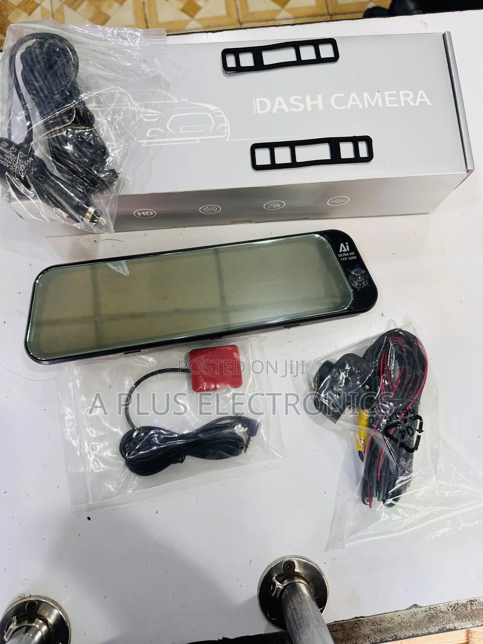 H98 9.66 Inch Dash Camera Mirror 4g With 3 Cameras GPS – Touchscreen