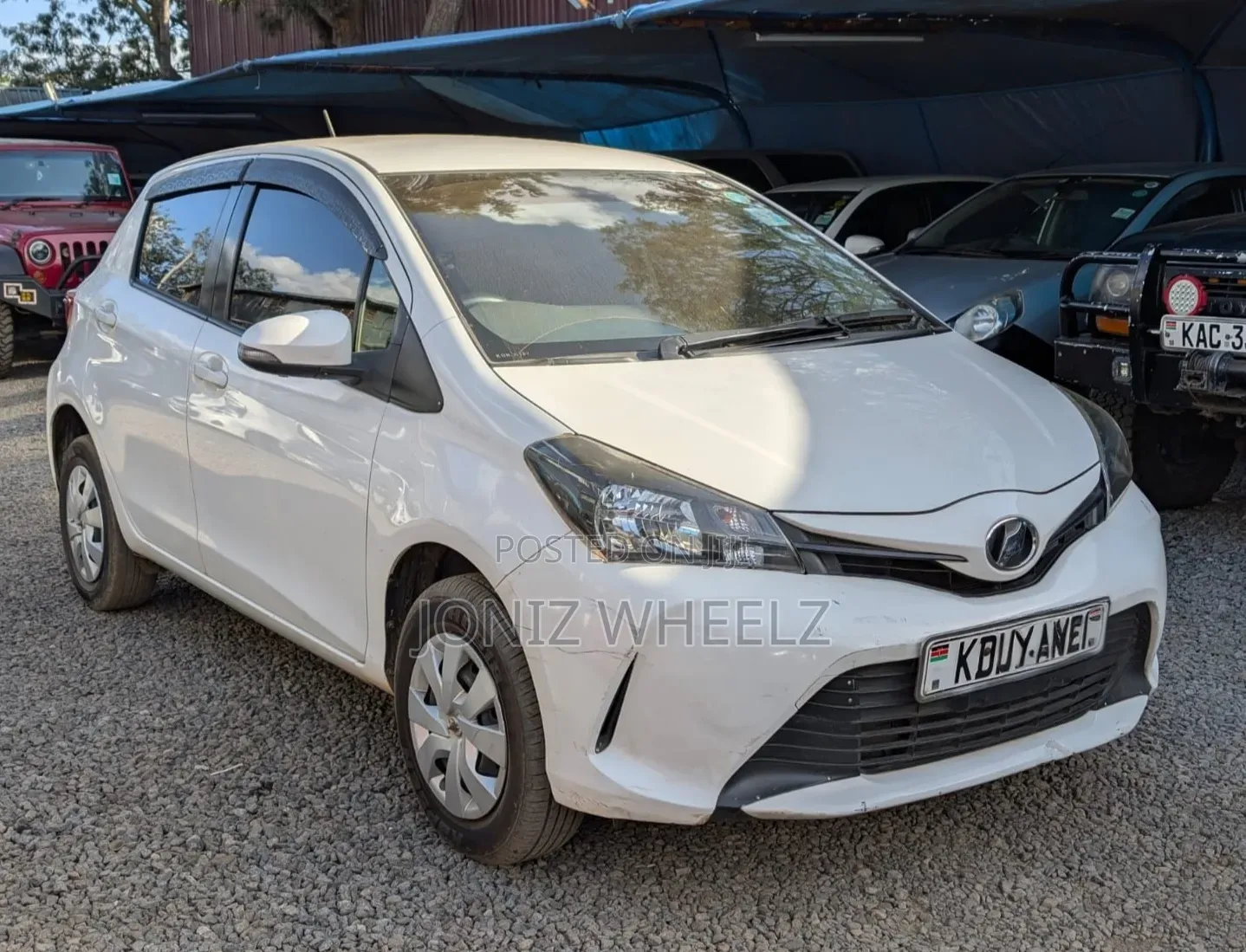 Toyota Vitz 1.3 FWD 5dr 2016 White