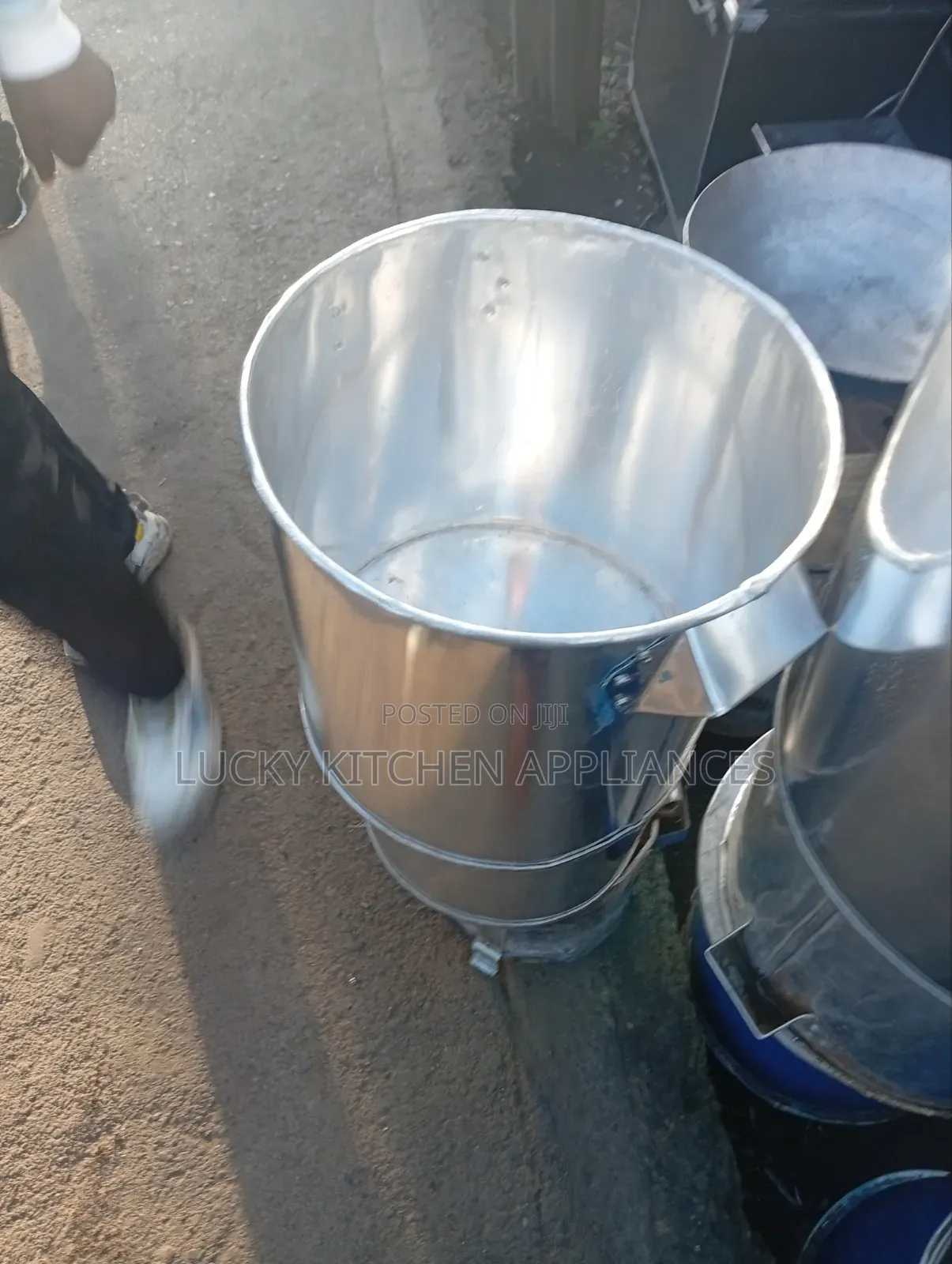 Aluminium Deep Sufuria Finty Litres.