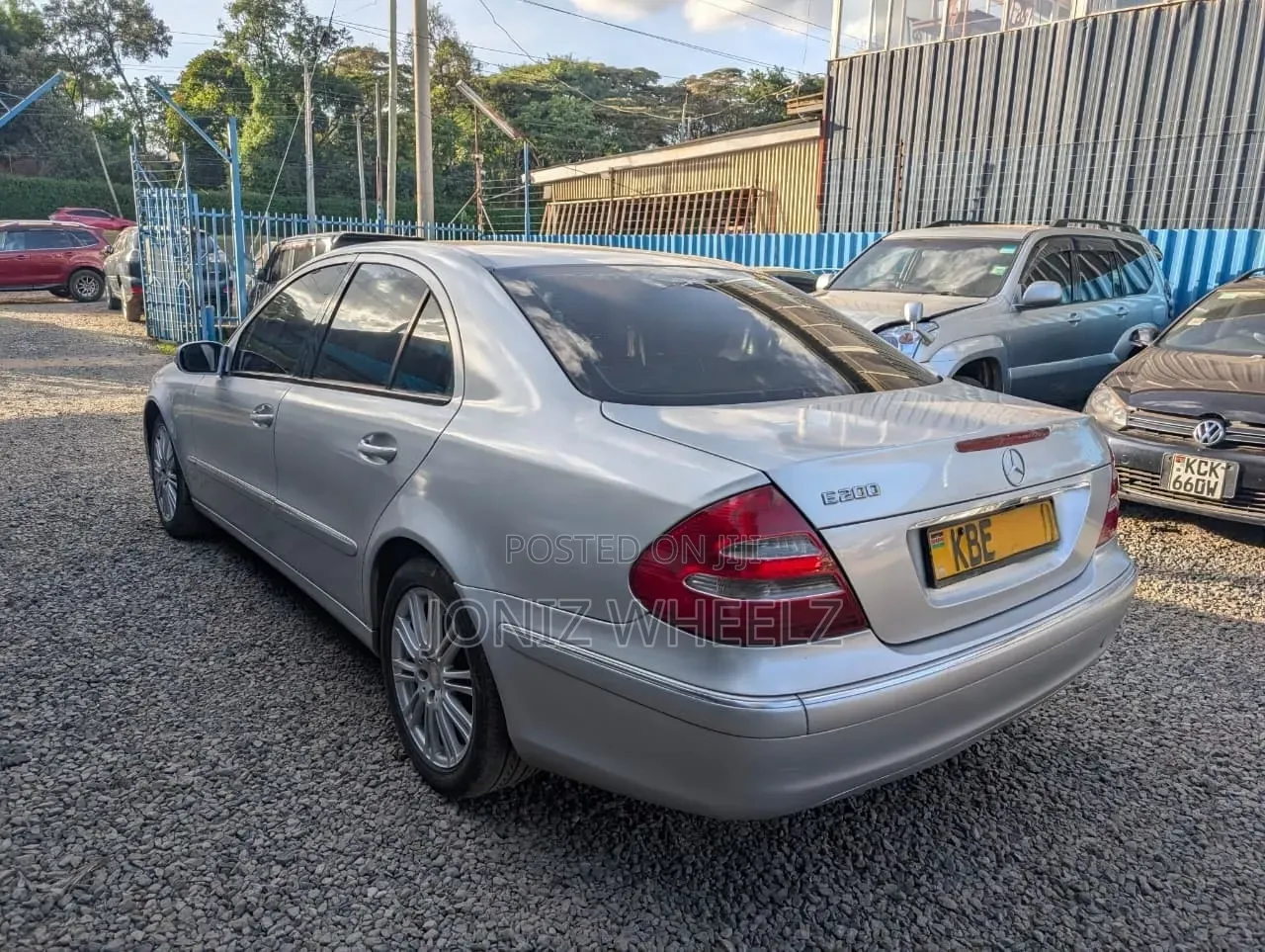 Mercedes-Benz E200 2002 Silver