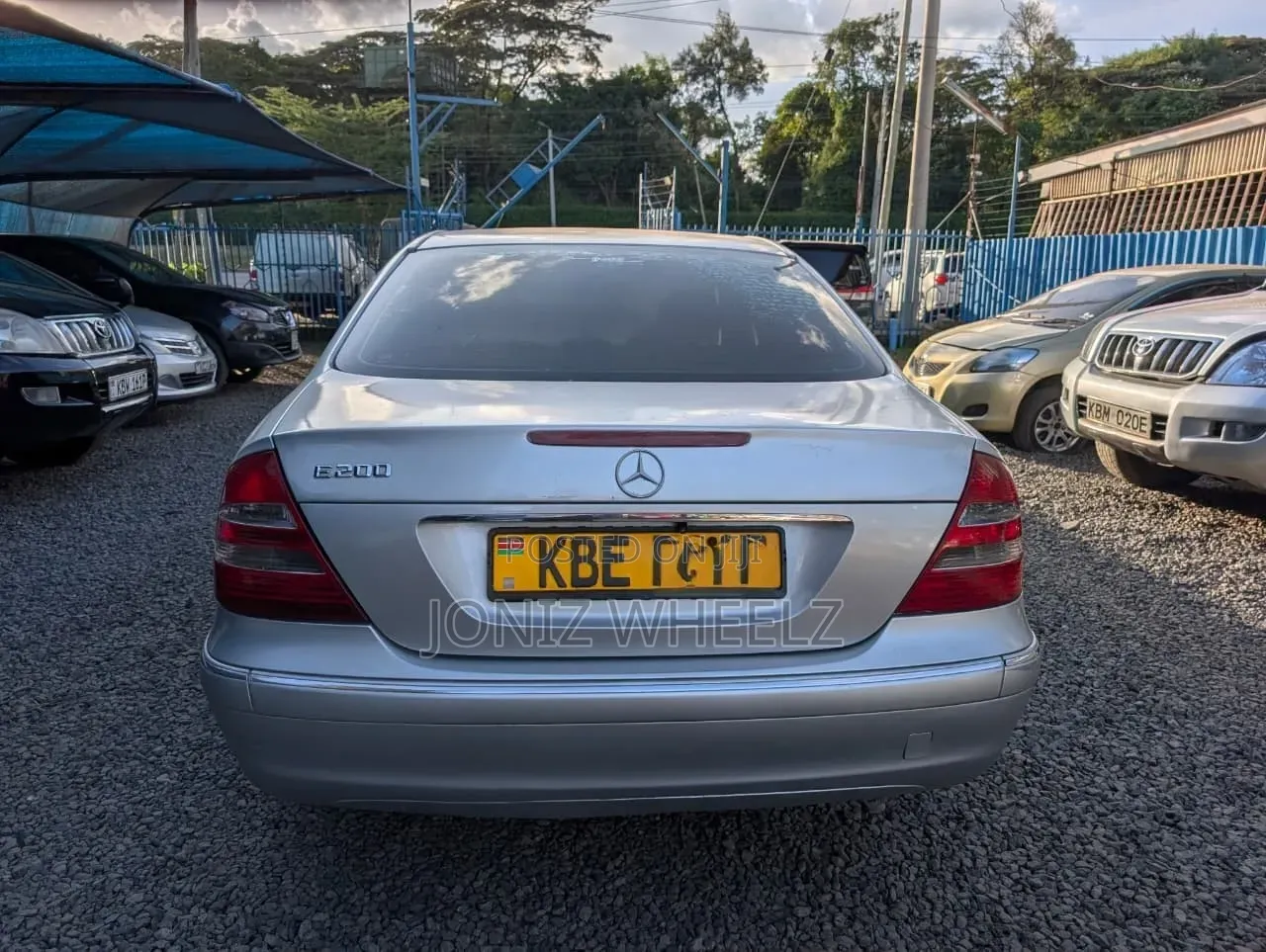 Mercedes-Benz E200 2002 Silver