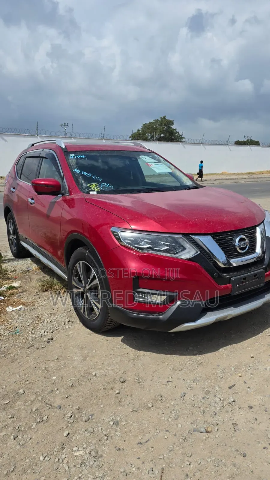 Nissan X-Trail 2.0 Petrol FWD 2019 Red