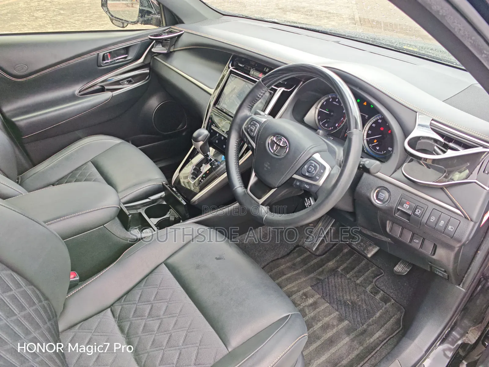 Toyota Harrier 2019 Black