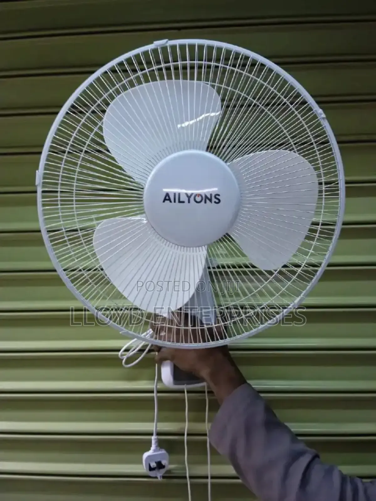 Ailyons Wall Fan-White