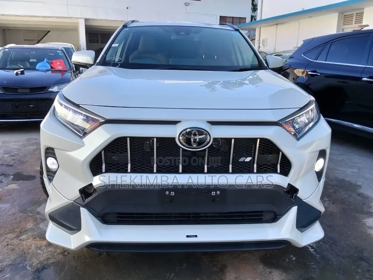 Toyota RAV4 TRD Off Road AWD 2020 White