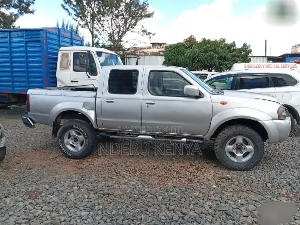 Nissan Hardbody 3000TD Hi-Rider 2007 Silver