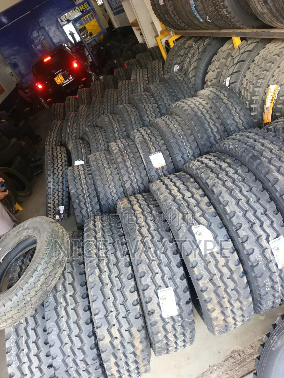 Truck Tyres All Sizes