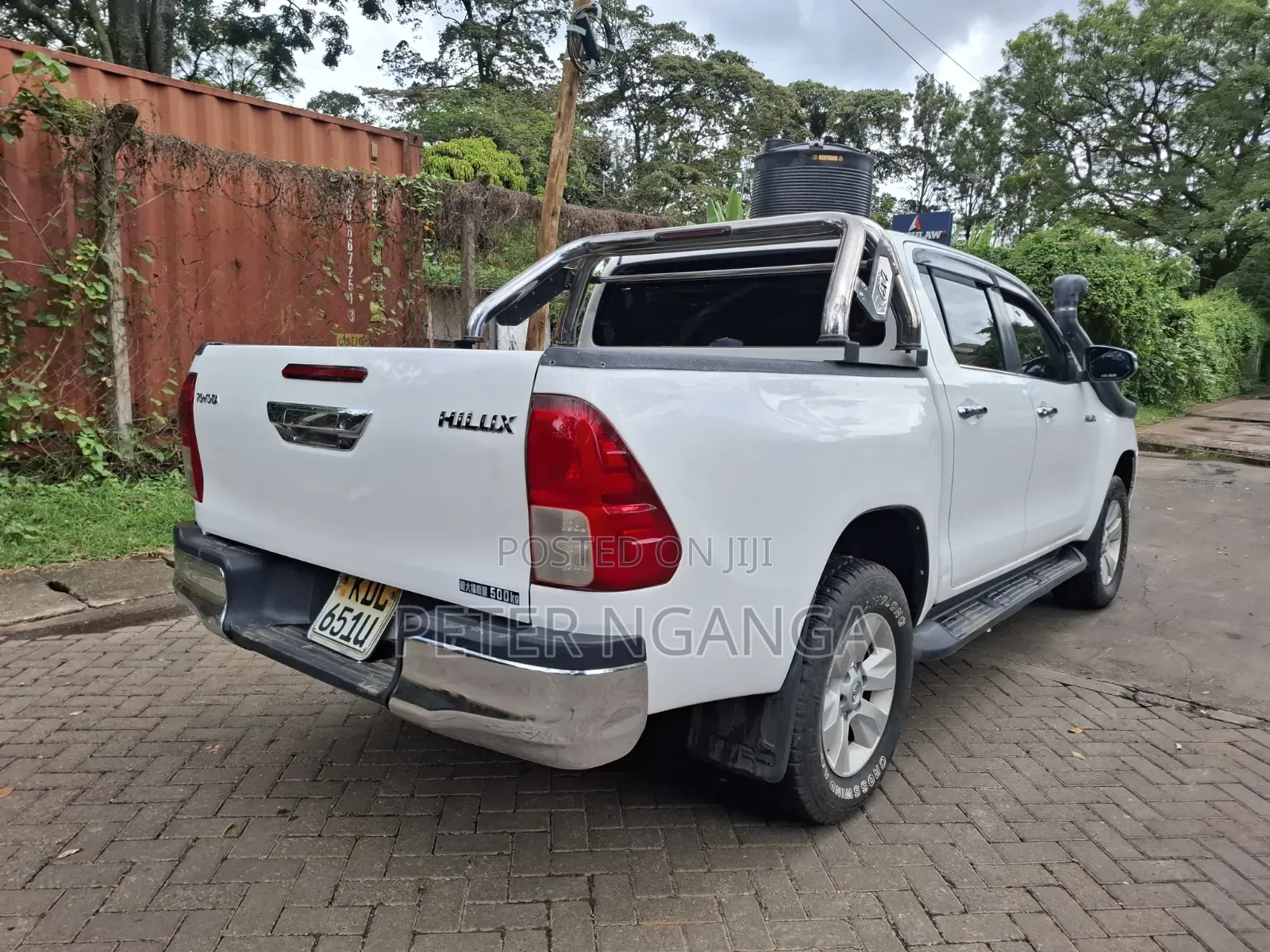 Toyota Hilux Revo Double Cab Deisel 2.8 AWD 2018 White