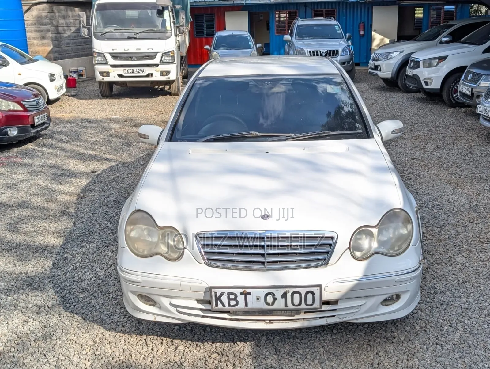 Mercedes-Benz C240 2.6 RWD 2005 White