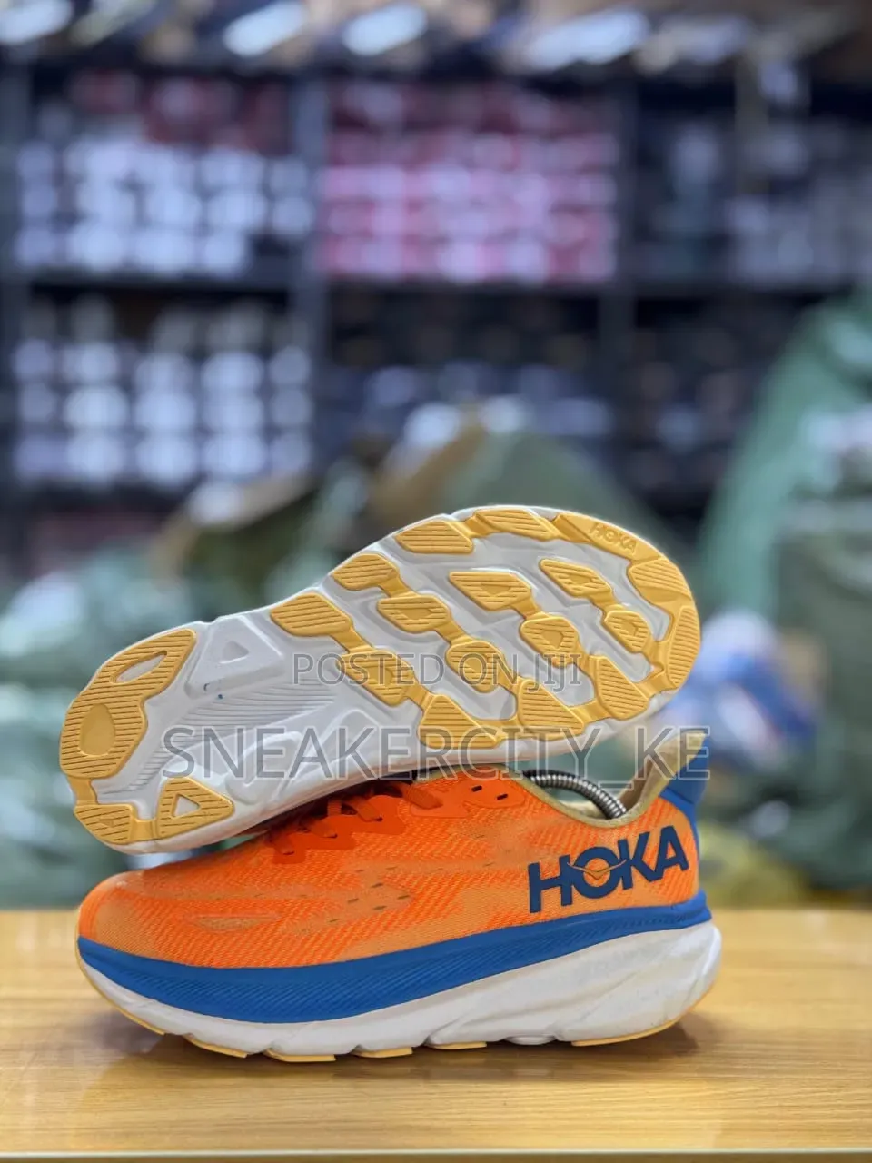 Hoka Cliffton Trainers