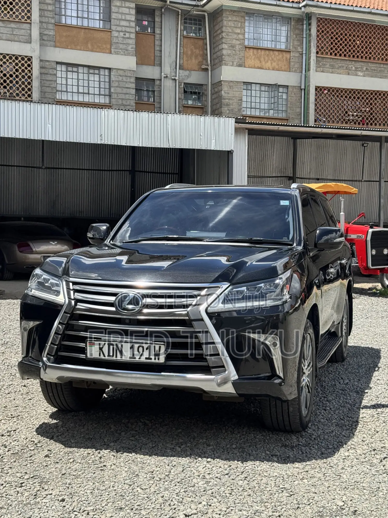 Lexus LX 570 AWD 2016 Black
