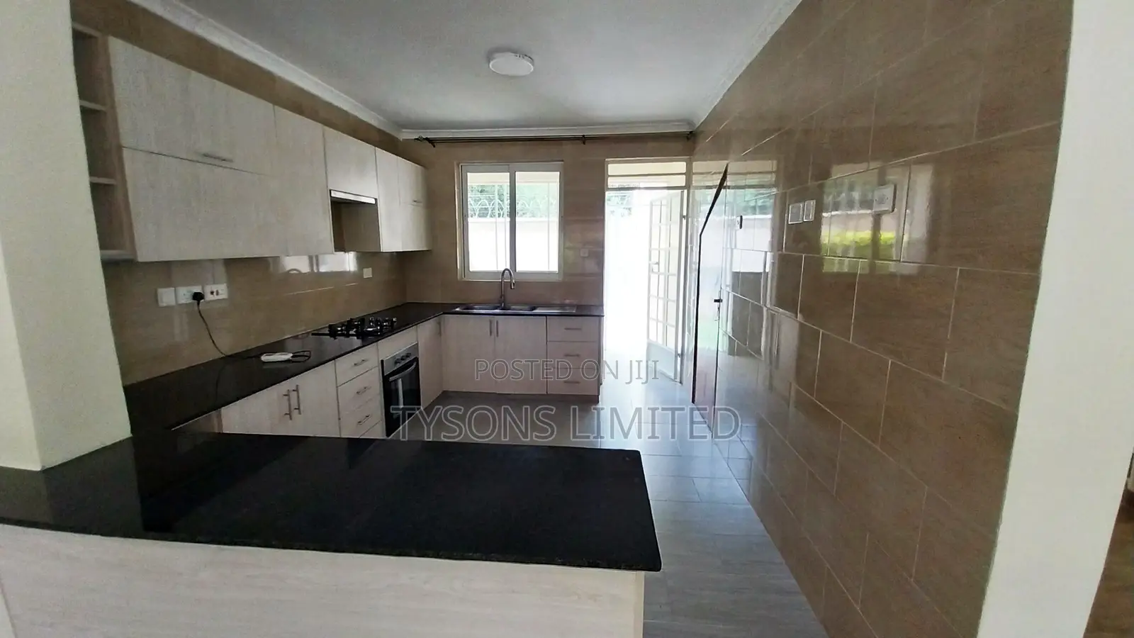 4bdrm House in Syokimau, Gateway Mall Area for sale