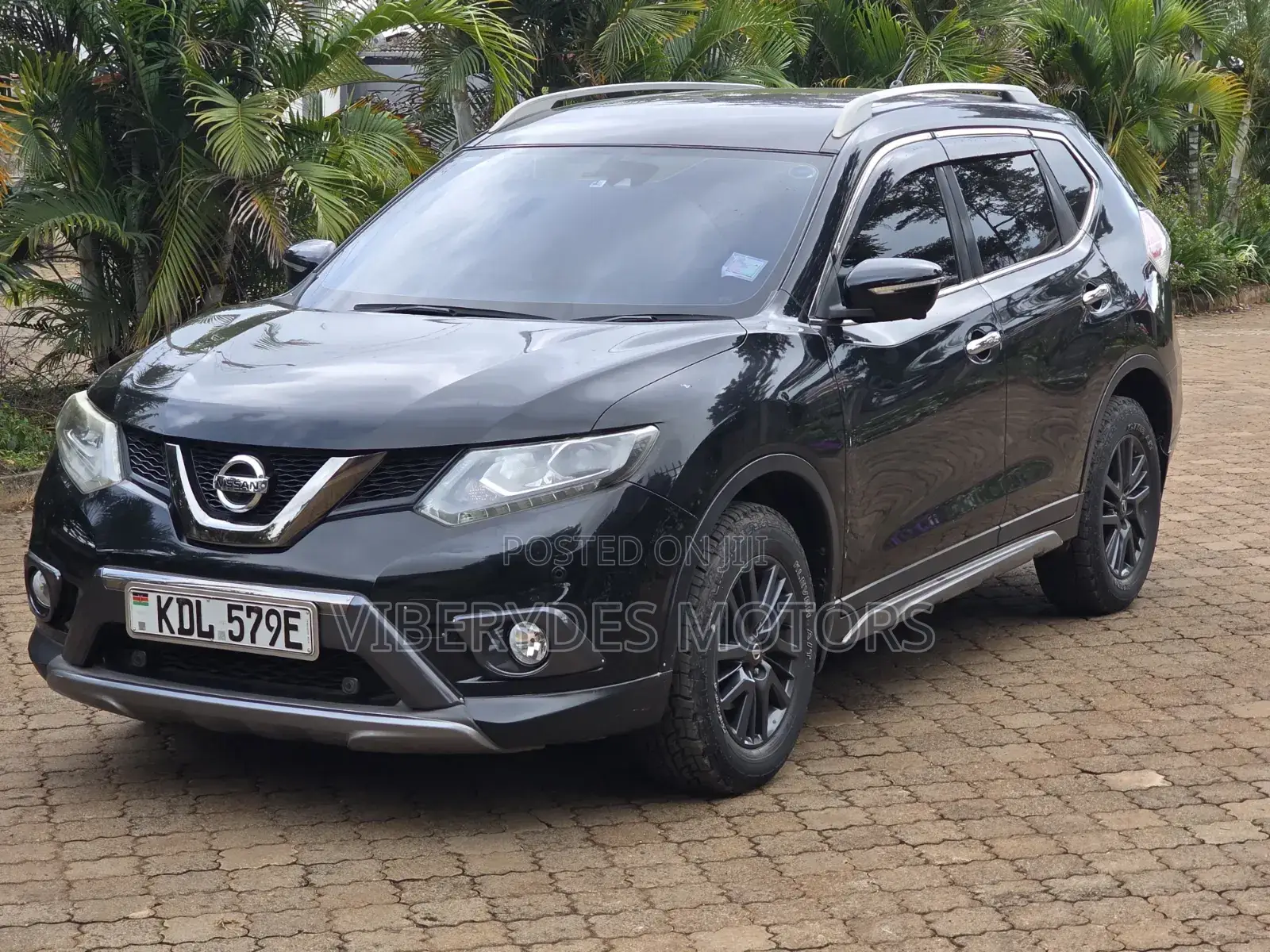 Nissan X-Trail 2016 Black