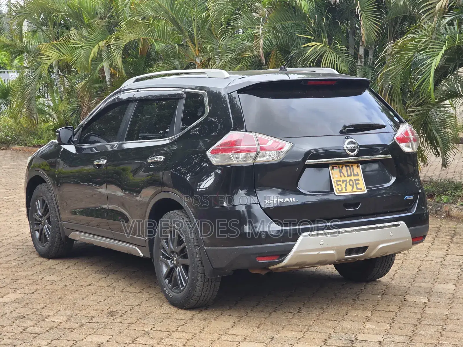 Nissan X-Trail 2016 Black