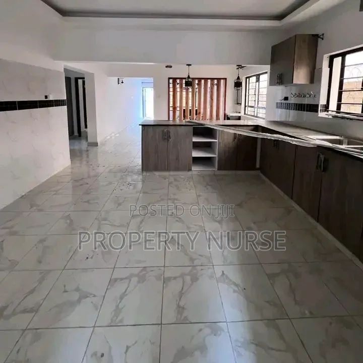 3bdrm Bungalow in Kitengela for sale