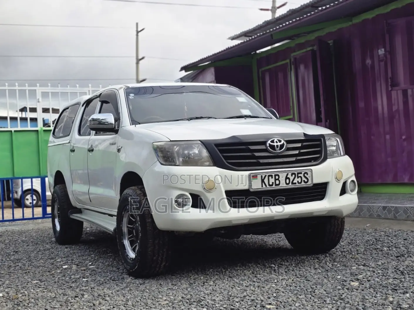 Toyota Hilux 2014 White