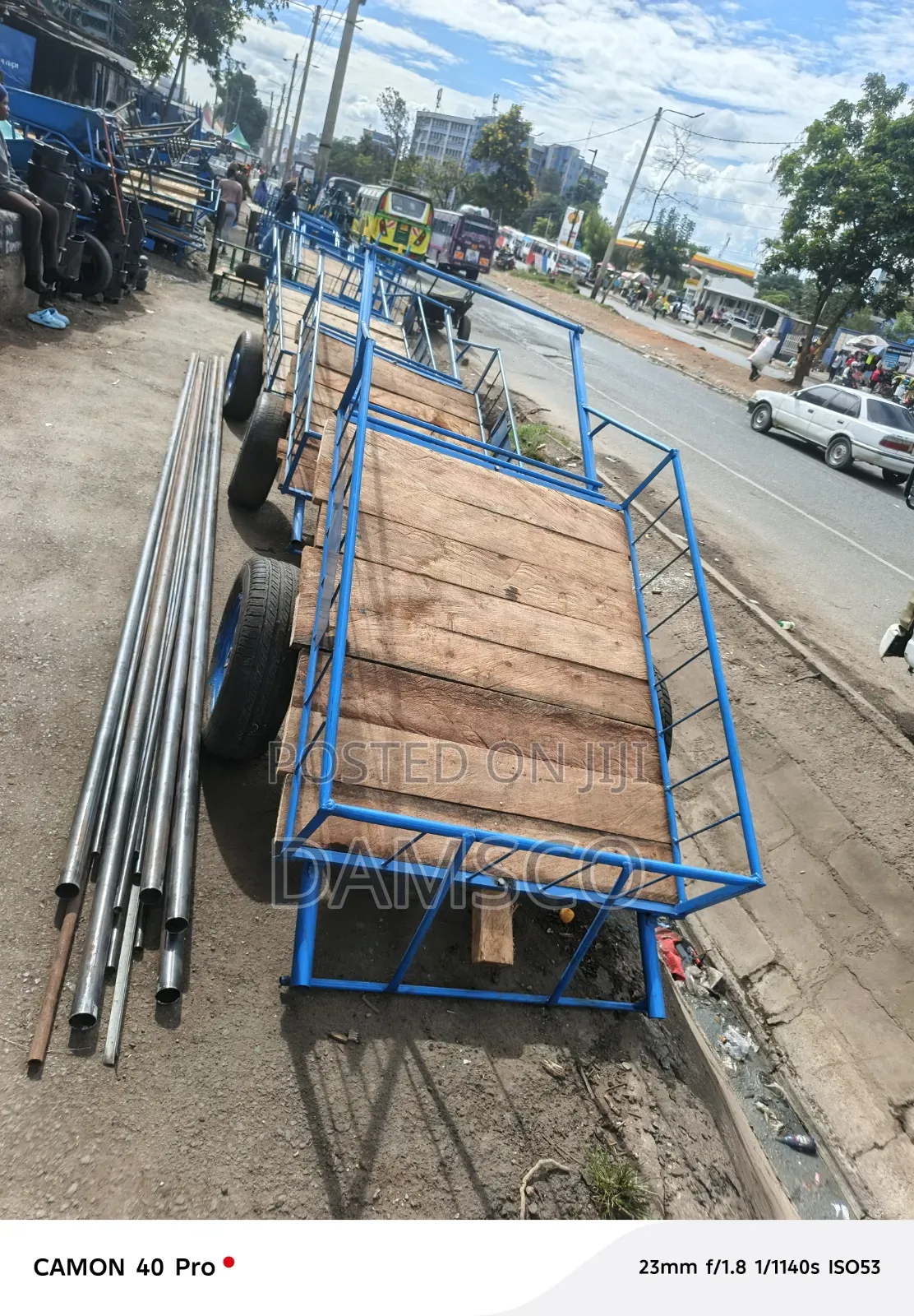 Mkokoteni Metal