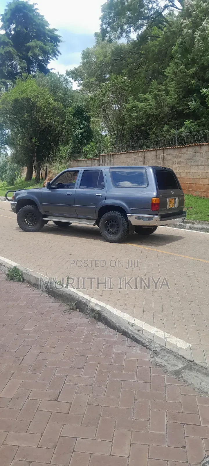 Toyota Hilux 1998 Gray