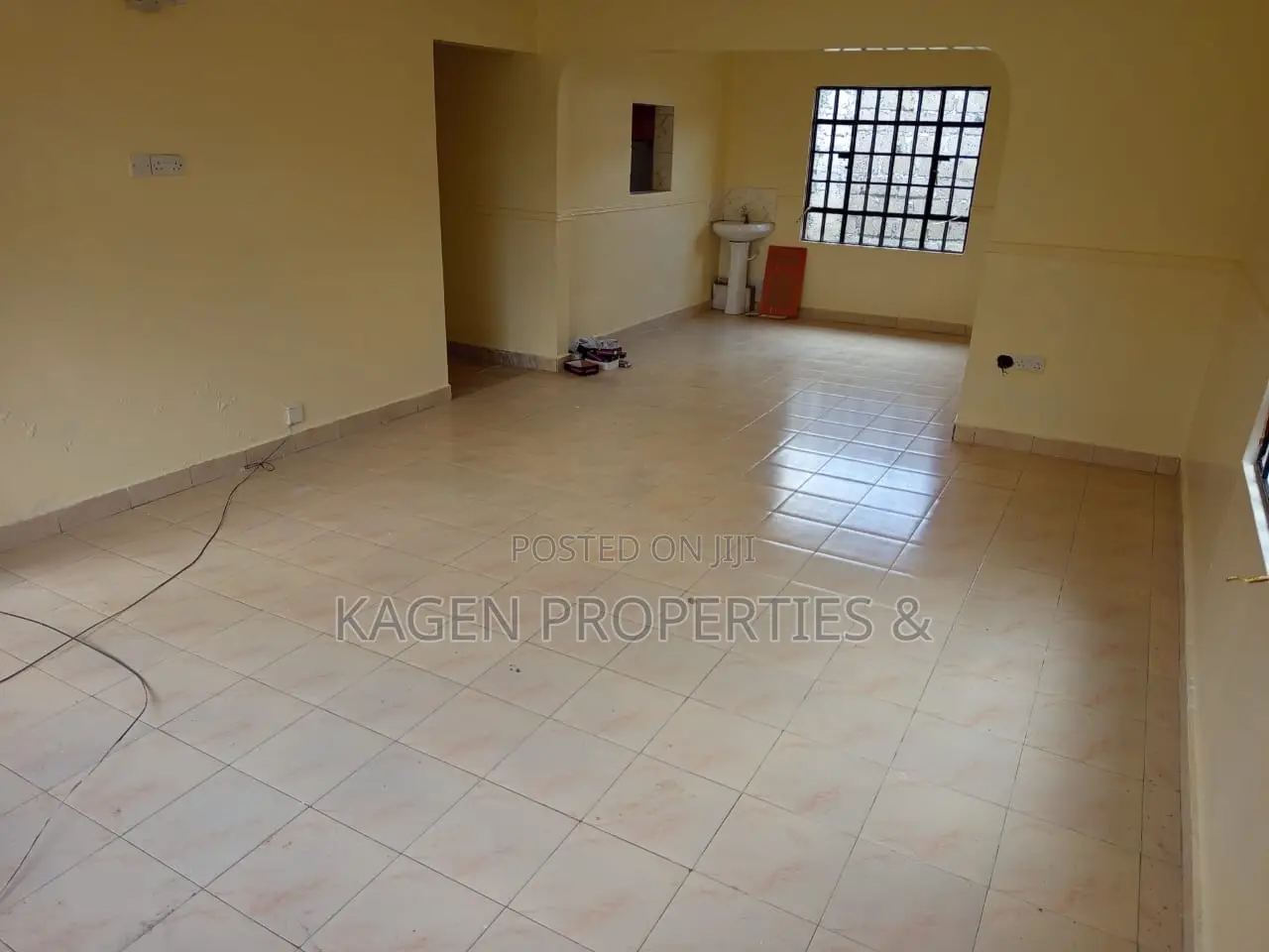 3bdrm Bungalow in Ngong CBD for rent