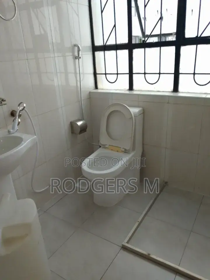 3bdrm Apartment in Valley Arcade for rent