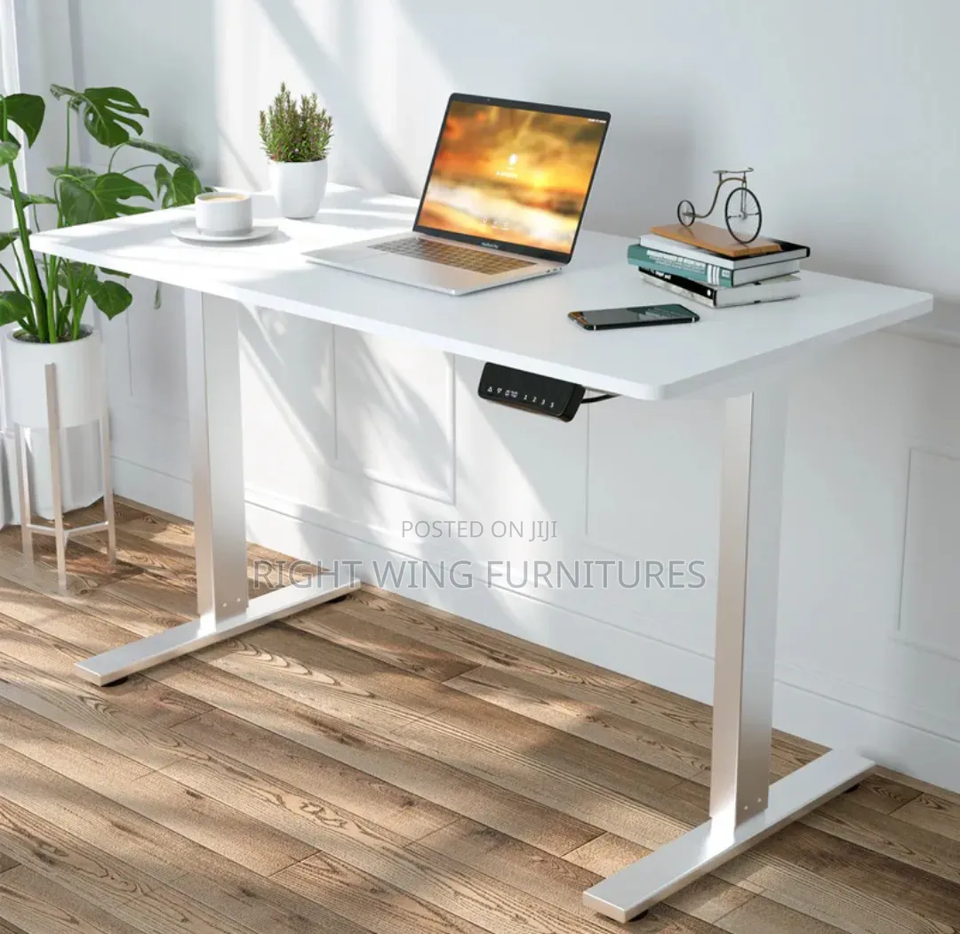 1.4m Smooth Office Adjustable Height Electric Table