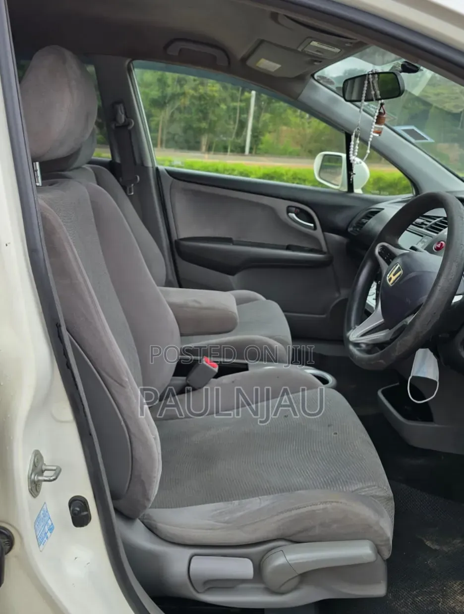 Honda Stream 2010