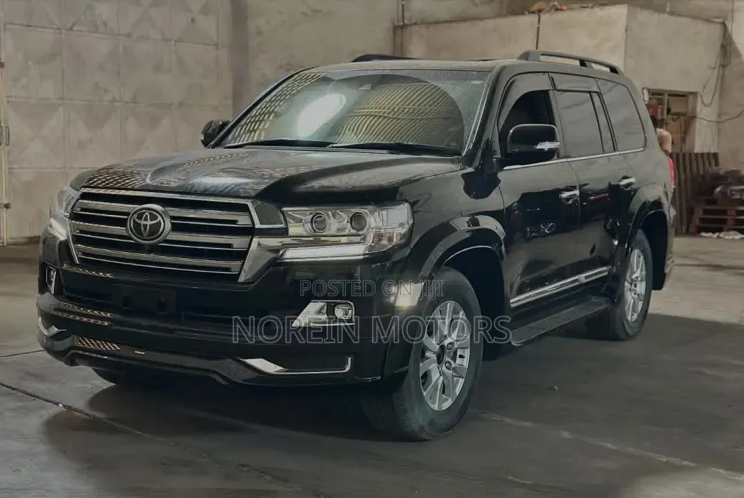 Toyota Land Cruiser Prado 2021 Matt Black