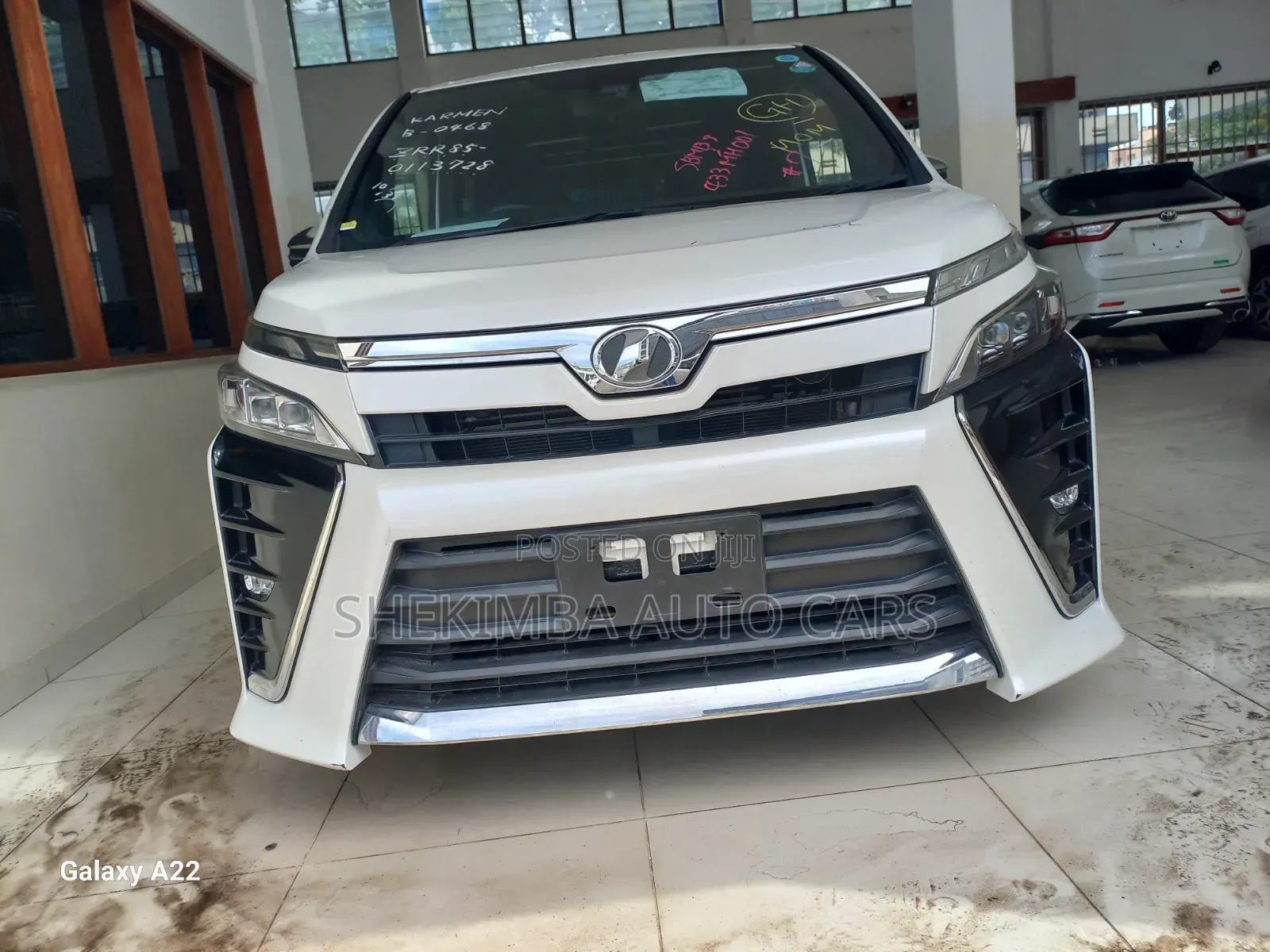 Toyota Voxy 2019 White