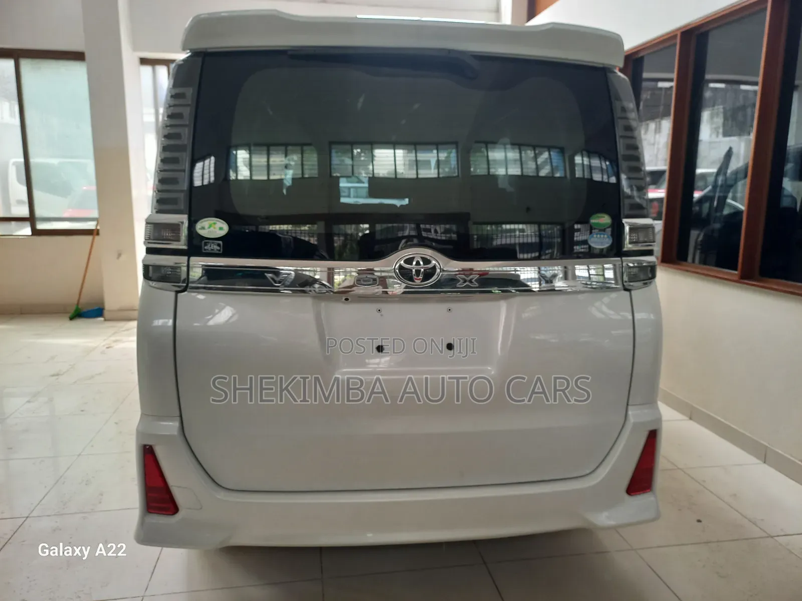 Toyota Voxy 2019 White