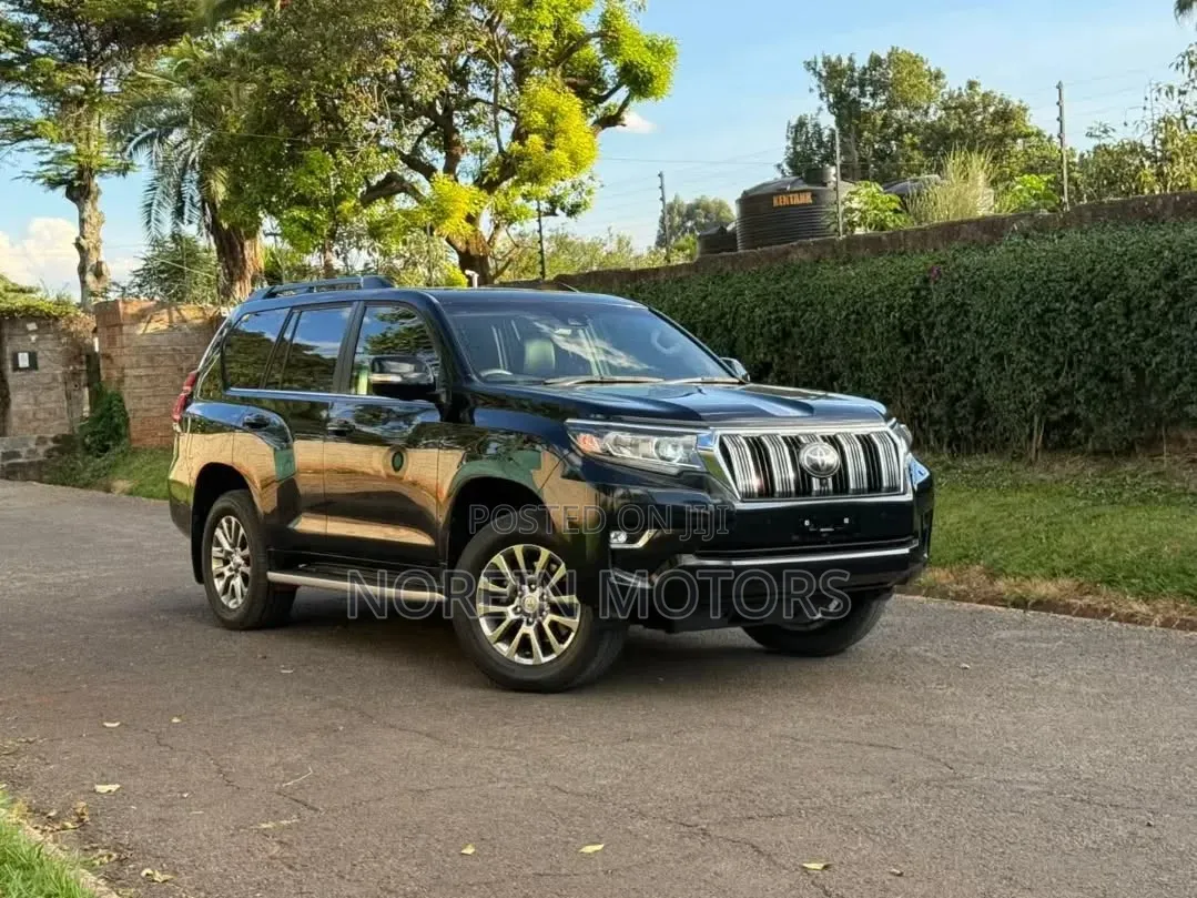 Toyota Land Cruiser Prado Kakadu 2019 Matt Black