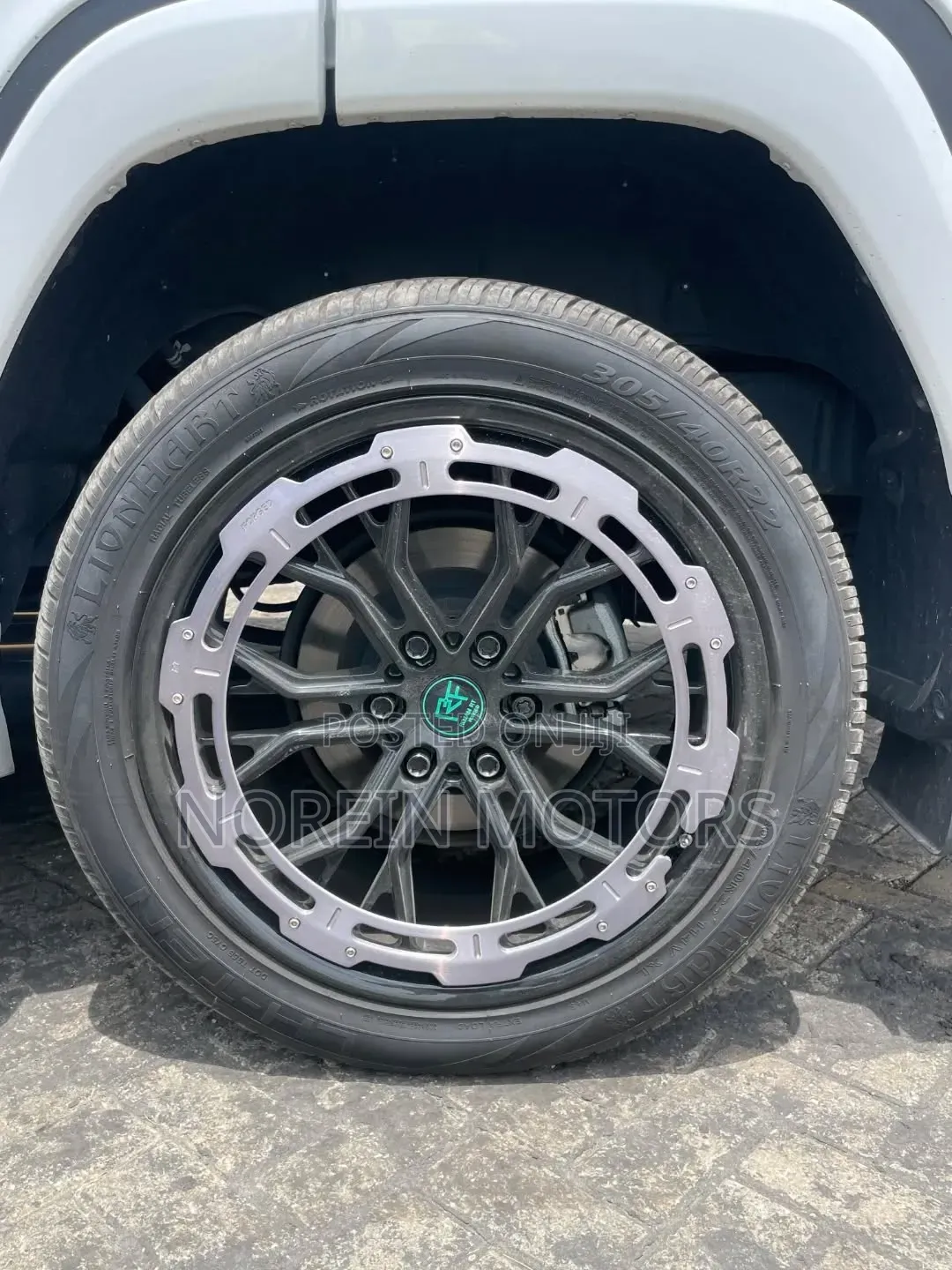 Toyota Land Cruiser Prado 2023
