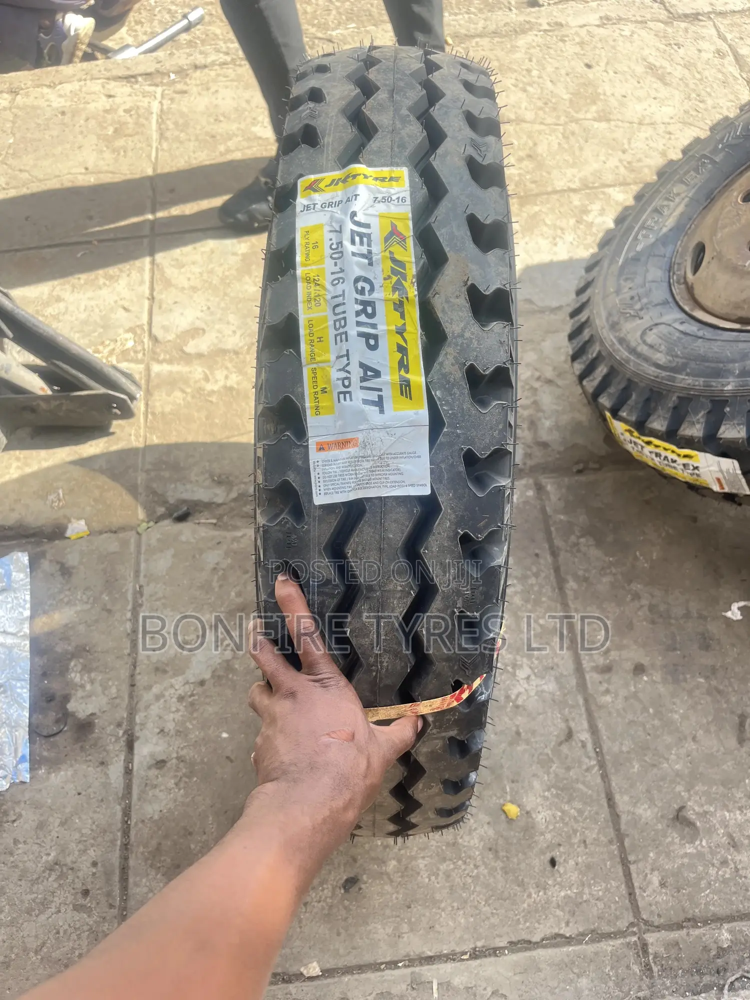 750r16 Jk/