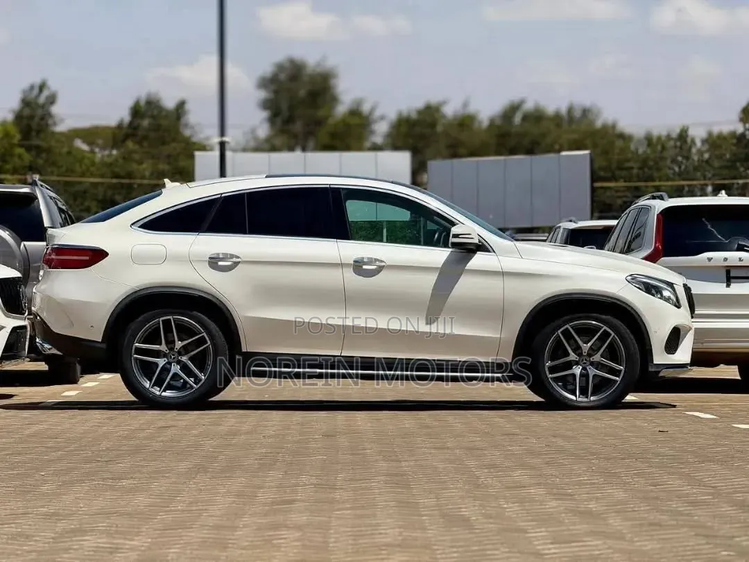 Mercedes-Benz GLE-Class GLE 350d 4MATIC 2020 White